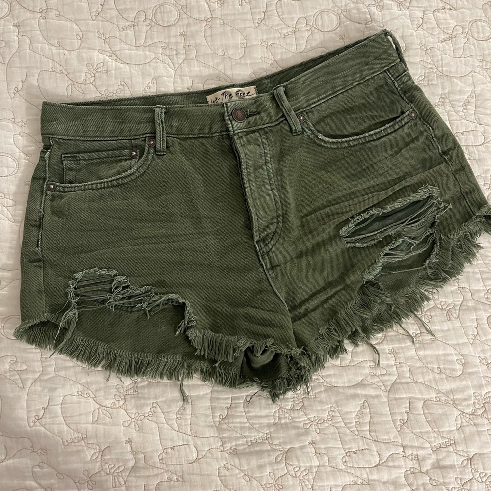 Free People Distressed Shorts Army Olive Green We the Free Size 28